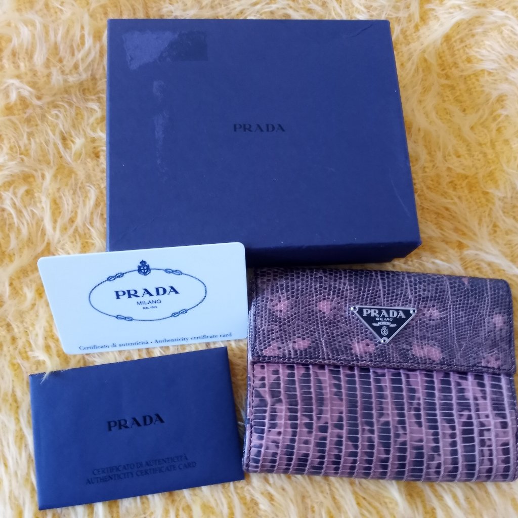 %Authentic Great Deal! Super Sale!!Vintage Prada Wallet